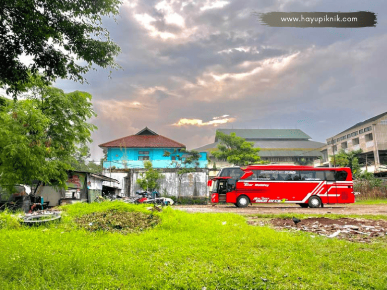 Sewa Bus Pariwisata Bandung Lombok